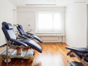 Infusionszimmer bei Magen-Darm Spezialist PD Dr. Peter Netzer