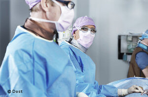 Minimalinvasive Herzklappen-OP mittels Katheter Prof. Corti