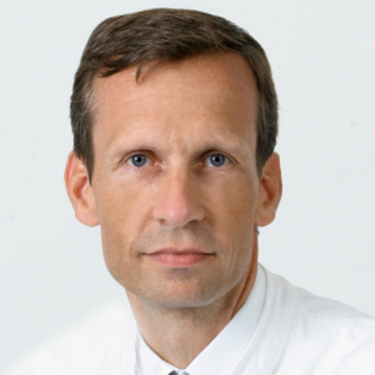 Specialist in Abdominal Surgery Prof Dr Wolfram T. Knoefel, FACS - Portrait