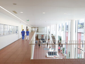 Sana Klinikum Offenbach Eingangshalle