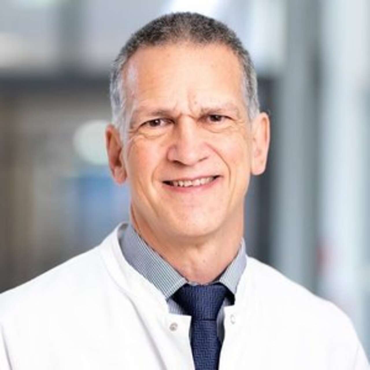 Prof. Dr Martin Scholz -  Specialist in Neurosurgery - Portrait