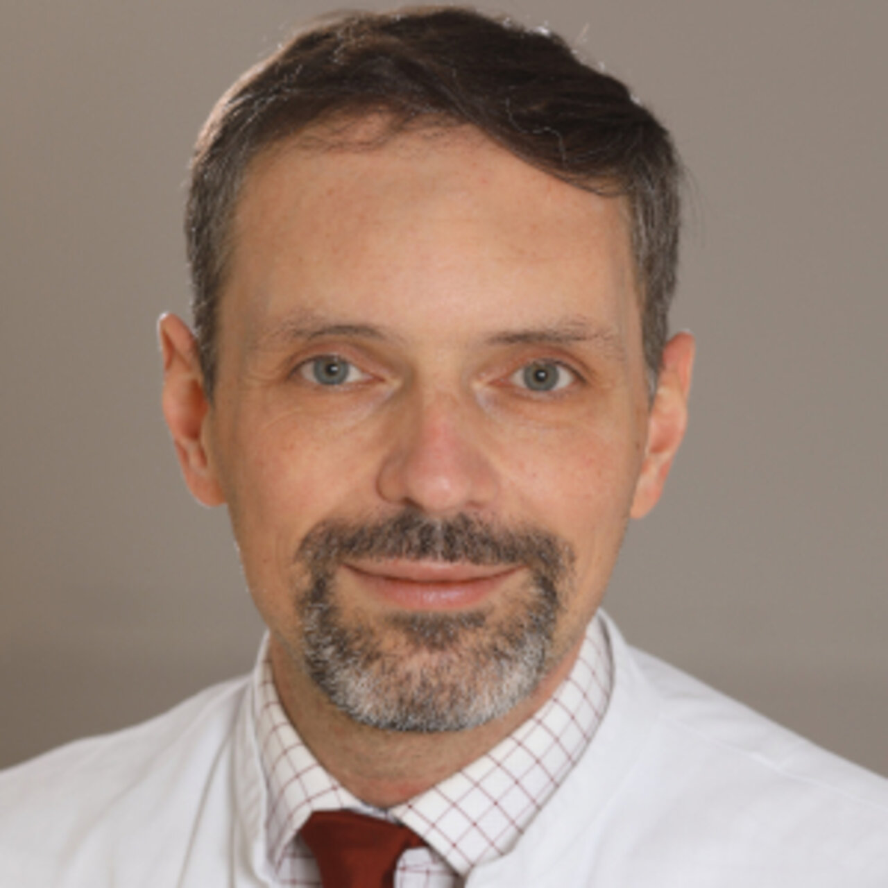 PD Dr. med. Christian Arsov - Spezialist Prostatakrebs - Portrait