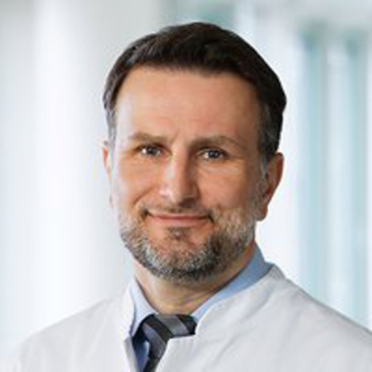 Neurosurgery in Regensburg (Bayern): Prof. Dr Schmidt - Portrait Neurosurgery in Regensburg (Bayern): Prof. Dr Schmidt - Portrait