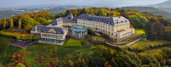 View of the Steigenberger Grandhotel Petersberg